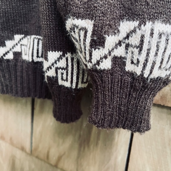 Unisex Alpaca 💯 Wool Sweater Little Llamas Design XL - Picture 7 of 13